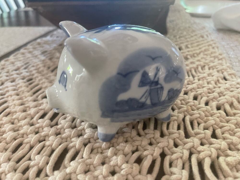 pig bank blue delft